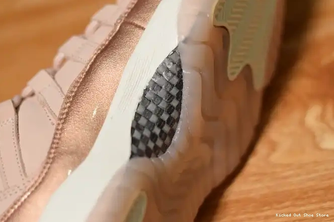 Kicked Out Shoe Store Rose GS 11 Gold Jordan Low Air AH7860-105 0517